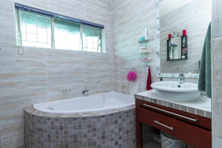 3 Bedroom Property for Sale in Schoemansville North West
